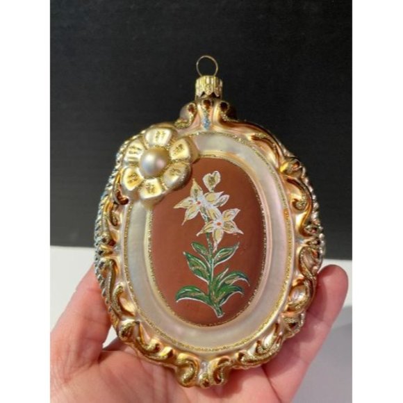 Vintage Old World Christmas Angel and Lily Ornament - Picture 3 of 3